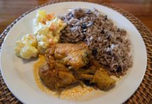 Belize mutfağı, Maya, Afrika, Karayip ve Avrupa etkilerinin birleşimiyle oluşmuş, benzersiz bir kültürel mozaik sunar. Ülkenin tarihi ve göçmen toplulukları, mutfak kültürünün gelişiminde etkili olmuştur. Yemekler, hem günlük sofralarda hem de özel kutlamalarda kültürel bir miras olarak önem taşır. Konulu bir haber görseli.