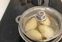 Buharda pişirme, özellikle hamur işleri için tercih edilen geleneksel bir yöntemdir. Bu teknik, hamurun nemini kaybetmeden pişmesini sağlar ve yumuşak, hafif bir doku elde edilmesine yardımcı olur. Hamurun bu yöntemle pişirilmesi, özellikle börek, ekmek ve mantı gibi yiyeceklerde lezzeti artırır. Konulu bir haber görseli.