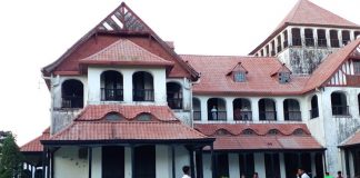 Chittagong Mutfağı, Bangladeş’in güneydoğusunda yer alan Chittagong bölgesine özgü geleneksel yemek kültürünü yansıtır. Bu mutfak, hem kıyı topluluklarının deniz ürünlerine dayalı beslenme alışkanlıklarını hem de yerel baharatların yoğun kullanımını içerir. Chittagong mutfağı, zengin lezzet profili ve çeşitli yemek teknikleri ile Bangladeş’in öne çıkan mutfaklarından biridir. Konulu bir haber görseli.