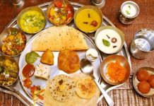 Gujarati Mutfağı, Hindistan’ın batısında yer alan Gujarat bölgesine özgü zengin ve çeşitli bir yemek kültürünü temsil eder. Bölgenin tarıma dayalı ekonomisi ve coğrafi koşulları, mutfak alışkanlıklarını şekillendirmiştir. Özellikle vejetaryen yemeklerin ağırlıkta olduğu bu mutfak, hem günlük sofraları hem de dini ve kültürel kutlamaları besleyen tariflerle doludur. Konulu bir haber görseli.