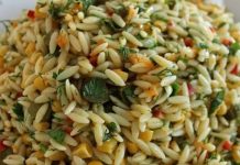 Arpa şehriye, mutfaklarda sıkça tercih edilen pratik ve besleyici bir garnitürdür. Küçük boyutları ve kısa pişirme süresi sayesinde hem hızlı hem de lezzetli bir seçenek sunar. Arpa şehriye, karbonhidrat açısından zengin olmasının yanı sıra enerji verici özelliği ile öğünlerin vazgeçilmezi haline gelir. Ayrıca lif içeriği sayesinde sindirim sistemini destekler ve tokluk hissi yaratır. Konulu bir haber görseli.