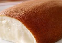 Türkiye’nin en sevilen sütlü tatlılarından biri olan kazandibi, son dönemde hem restoran menülerinde hem de ev yapımı tariflerde yeniden büyük bir yükseliş yaşıyor. Osmanlı mutfağından günümüze ulaşan bu eşsiz tatlı, hafifliği ve kendine özgü yanık üst dokusuyla tatlı severlerin ilgisini çekmeye devam ediyor. Gastronomi alanındaki gelişmeler, sosyal medyada paylaşılan tarif videoları ve geleneksel lezzetlere dönüş trendi, kazandibi tüketimindeki artışı hızlandırıyor. Uzmanlar, tatlının yumuşak dokusu ve nostaljik tadı sayesinde özellikle genç nesil tarafından da daha çok tercih edilmeye başlandığını belirtiyor. Konulu bir haber görseli.