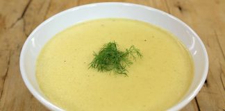Soğuk havaların etkisini artırdığı bu günlerde, mutfaklarda en çok tercih edilen sıcak tariflerin başında kremalı çorbalar geliyor. Hem yumuşak içimi hem de doyurucu yapısıyla geniş bir kitle tarafından sevilen bu çorbalar, özellikle akşam yemeklerinde veya hafif öğünlerde ideal seçenek olarak görülüyor. Son yıllarda restoran menülerinde daha fazla yer bulan bu lezzetler, sadece pratik hazırlıklarıyla değil, aynı zamanda besleyici içerikleriyle de dikkat çekiyor. Üstelik farklı sebzelerle kolayca zenginleştirilebilmesi, kremalı çorbaları mutfaklarda çok yönlü bir seçenek haline getiriyor. Konulu bir haber görseli.