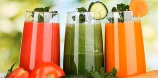 Ev yapımı detoks suları, son yıllarda sağlıklı yaşam ve doğal beslenme anlayışının yaygınlaşmasıyla birlikte büyük ilgi görüyor. Günlük yaşamın temposu, düzensiz beslenme ve çevresel faktörler, insanların daha hafif ve doğal içeceklere yönelmesine neden oluyor. Bu noktada ev yapımı detoks suları, katkı maddesi içermeyen yapısıyla öne çıkarken aynı zamanda pratik hazırlanabilmesi sayesinde de tercih ediliyor. Konulu bir haber görseli.